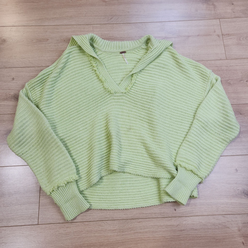 Free People Marlie Pullover Sweater Womens Small Lime Green V Neck Hem Knit